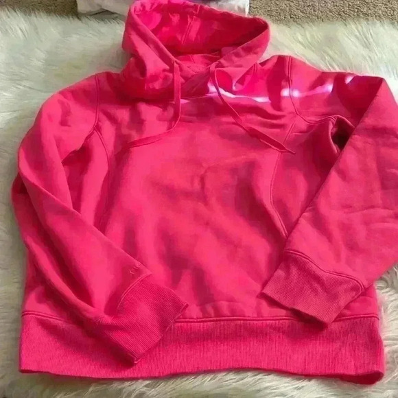 Under Armour Sweaters - Under Armour Size Large Bright Pink Hoodie Storm Semi Fitted No Logo